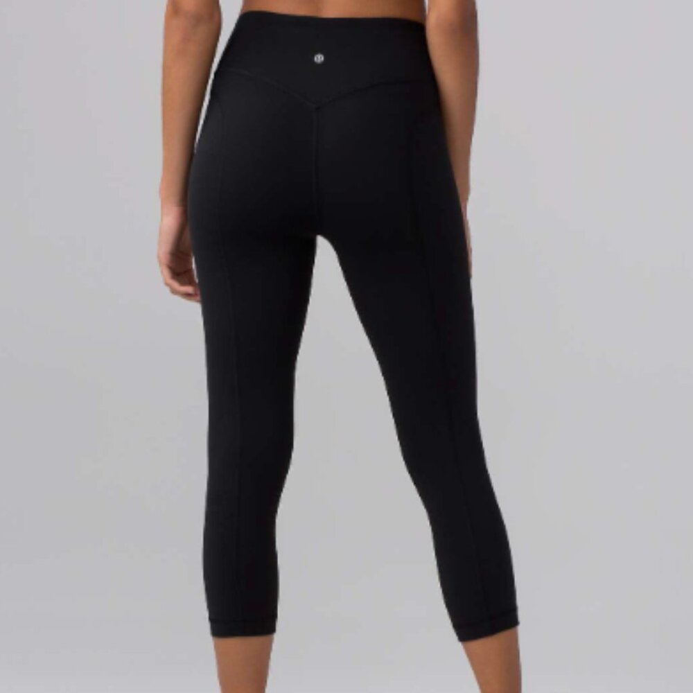 Lululemon Pushing Limits Crop (Nulu 21") SZ 4